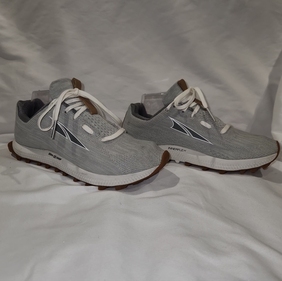 Altra Supalante Women's Gray Running Shoes. NWOT. Size 7.5 - Picture 3 of 9